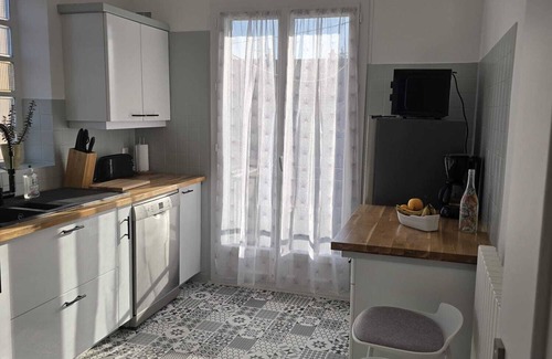 Saint-Thibault-des-Vignes House | Quiet house with Jacuzzi near Disney ideal for family or business stay