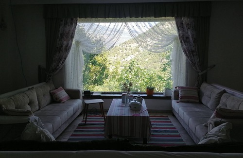 Amasya House | Quiet in the middle of the countryside