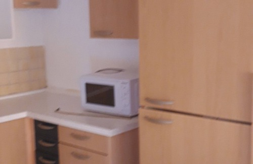 Rudolfsheim-Funfhaus House | Quiet, inexpensive apartment near Schönbrunn, green, close to the city, U3/U4, kitchen, terrace, new building