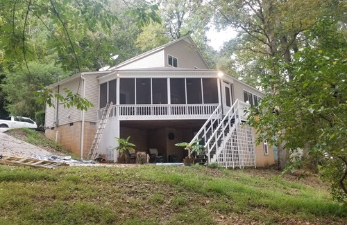 Athens House | Quiet Lake Front Home on Sugar Creek/Elk River