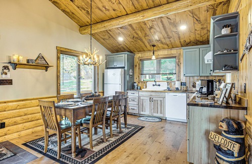 Conover Cabin | Quiet Lakefront Conover Cabin Near ATV Trails