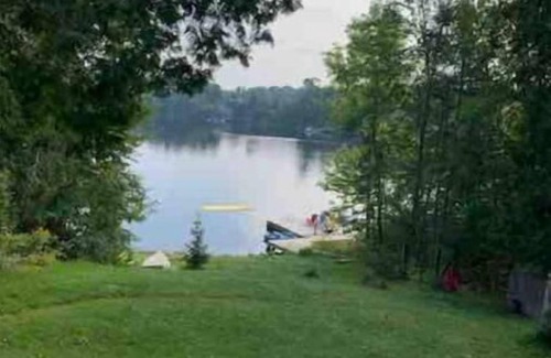 McKellar Cottage | Quiet Lakefront Cottage near Parry Sound