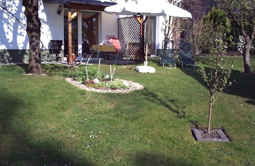 Lubben House | Quiet location, 800 m² lawn, small pond, pets welcome
