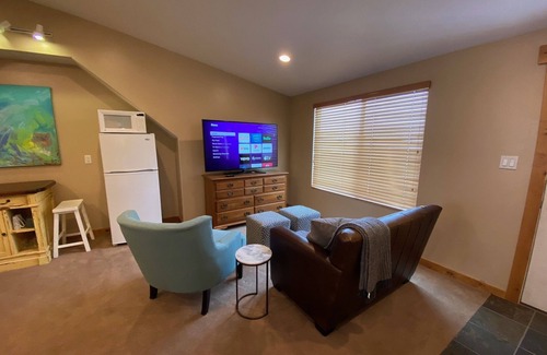 Midway Apartment | Quiet location in "Swiss community" near Park City