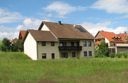 Buchelberg Apartment | quiet location on the outskirts, spacious apartment, close to nature
