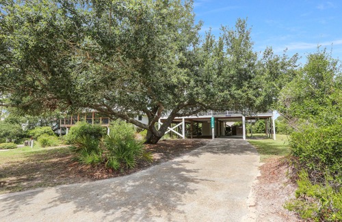 Cape San Blas House | Quiet Neighborhood, Gulf Front Community Pool & Hot Tub ~ Beach Haven