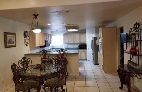 Leon Valley House | Quiet neighborhood, two minutes from the recreational park