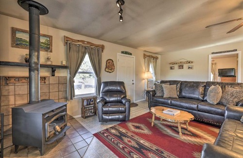 Pagosa Springs House | Quiet Pagosa Springs Cabin Lake and Mountain Views!