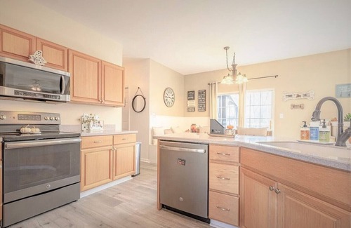 Marydel House | Quiet Peaceful 4 Bedroom 2½ Bath home on a Cul-da-sac