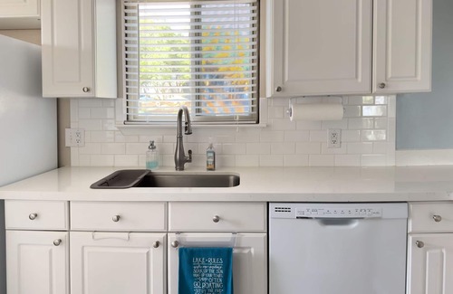 Canyon Lake Condo | Quiet, pet friendly condo, beautiful sunset views.