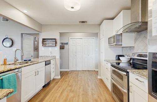 Canyon Lake House | Quiet, private retreat with lake views, huge covered deck, W/D, & fenced yard