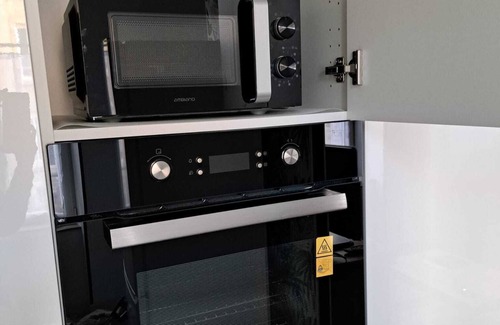 Poincare - Foch - Anatole France - Croix de Bourgogne Apartment | Quiet, quality F2 apartment - Near thermal baths - Free street parking