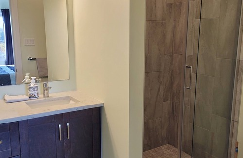 Casselman House | Quiet Riverfront , Pet friendly