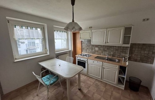Waldperlach Apartment | Quiet room in Munich