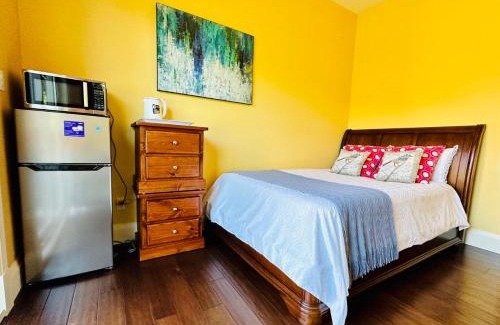 Richmond Bed & Breakfast | Quiet Room in Richmond