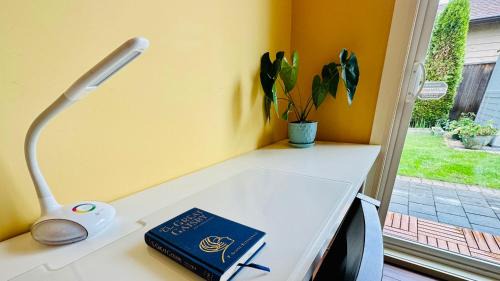Richmond Bed & Breakfast | Quiet Room in Richmond