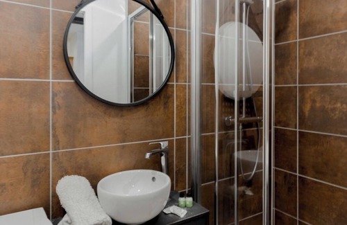 Orleans Apartment | Quiet Saloon Studio - Orléans center