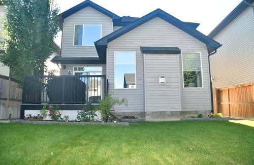 Kincora House | Quiet & Secure 3BR Entire Home Sweet Home/Office