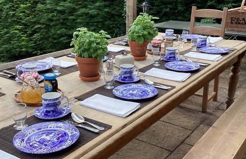 Batcombe House | Quiet Somerset Country Home Great Location, Family and pet Friendly