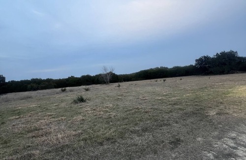 Lometa RV Rental | Quiet & Spacious Nature Retreat with Open Skies in TX Hill Country
