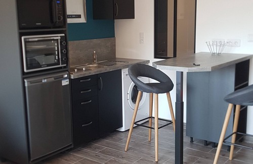 Saint-Michel-Chef-Chef Apartment | Quiet studio 150 m from the beach and sea view