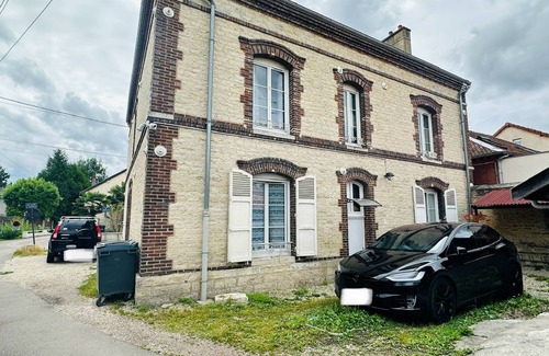 Old Town Apartment | Quiet Studio 12 with Wifi and Parking in Troyes