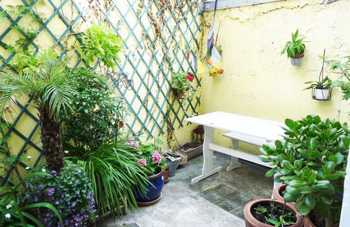 Plaisance Apartment | Quiet studio on courtyard Paris 14th near Montparnasse, 25 m2