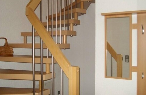 Ohlhof Apartment | Quiet town near comfortable apartment with a balcony in Goslar / Upstairs