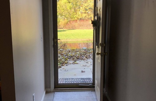 Drayton Plains Condo | Quiet 2BR/2BA Condo Central Location