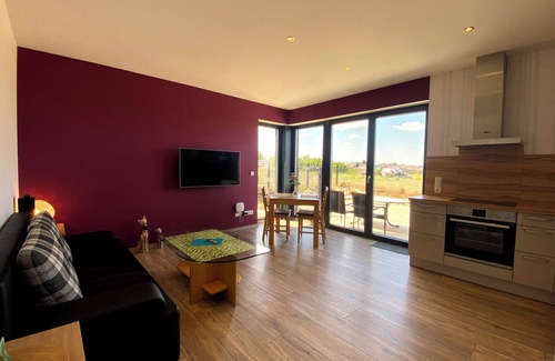 Kommerscheidt Apartment | Quietly situated vacation apartment with a unique view near the Rursee lake