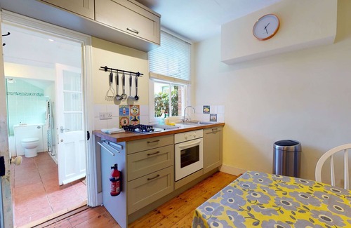 South Hinksey Cottage | Quince Cottage | Oxford Holiday Let | 1 Bed & Sleeps 2