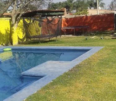 Tlajomulco de Zuniga House | Quinta los girasoles