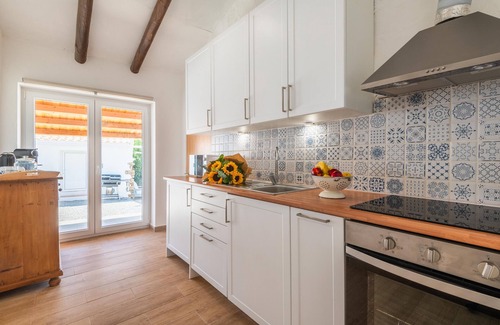 Conceicao Villa | Quinta Para Voce by Portucasa