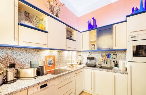 Friedrichshain-Kreuzberg Apartment | Quit and central designer loft with elevator
