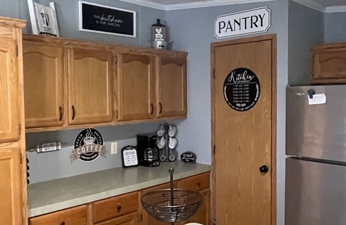 Pickerington House | Quite, private 4 bed room 2 full bath home located in Newark oh. Sleeps 12.