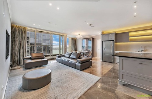 Auckland Central Business District Apartment | QV Luxury with Sea Views (1128)