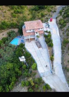 Sakës House | Qyteza Guest House & Camping
