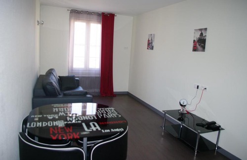 Montargis Apartment | Résidence d'Artagnan