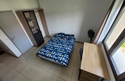 Longjumeau House | Résidence de la gare, chambre meublée