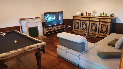 Brommat House | Résidence de Suzanne Gîte avec sauna privatif