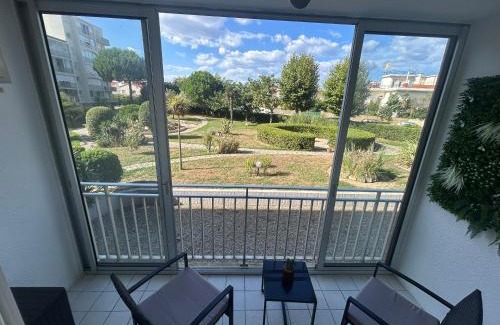 La Jetee Apartment | Résidence Le Soleil Canet Plage , 50m2 climatisé