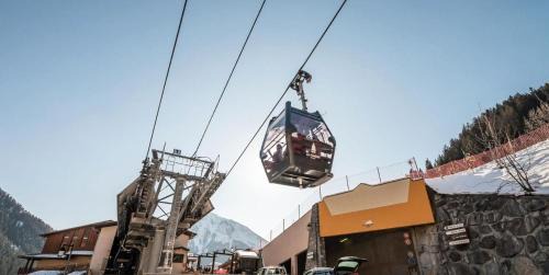 Champagny-en-Vanoise Apartment | Résidence Les PrimevÈres - 3 Pièces pour 6 Personnes MAE-3301