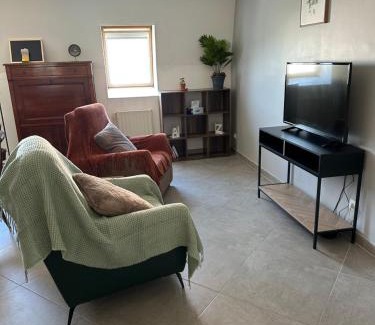 Chambly Apartment | Résidence verdoyante et calme