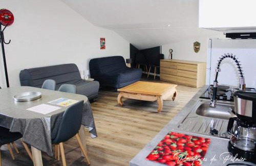 Saint-Laurent-sur-Sevre Apartment | Résidences du Palmier
