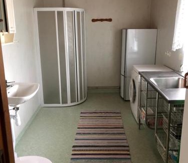 Kopingsvik House | Röda stugan