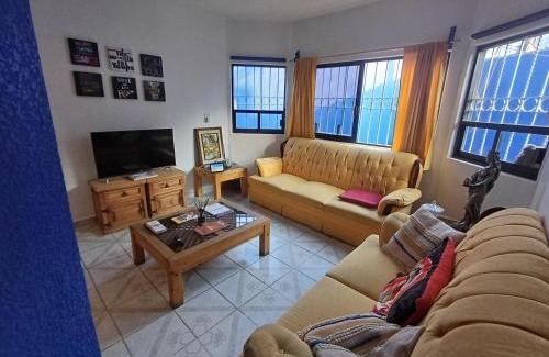 Tlaxcala House | Rústica Azul