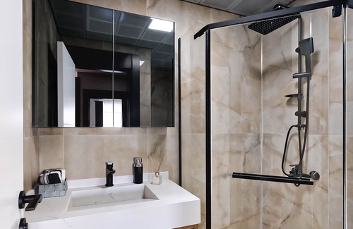 Lara Apartment | Rüzgar Luxury: Pool - Seaview