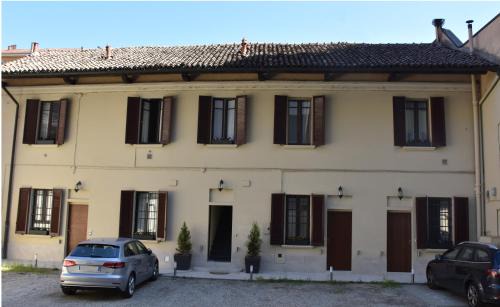 Pavia House | R & A Minerva Suites