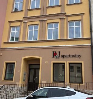 Broumov Apartment | R&J apartmány