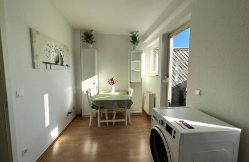 Zentrum-Nordwest Apartment | R&L Apartment Wettiner Strasse